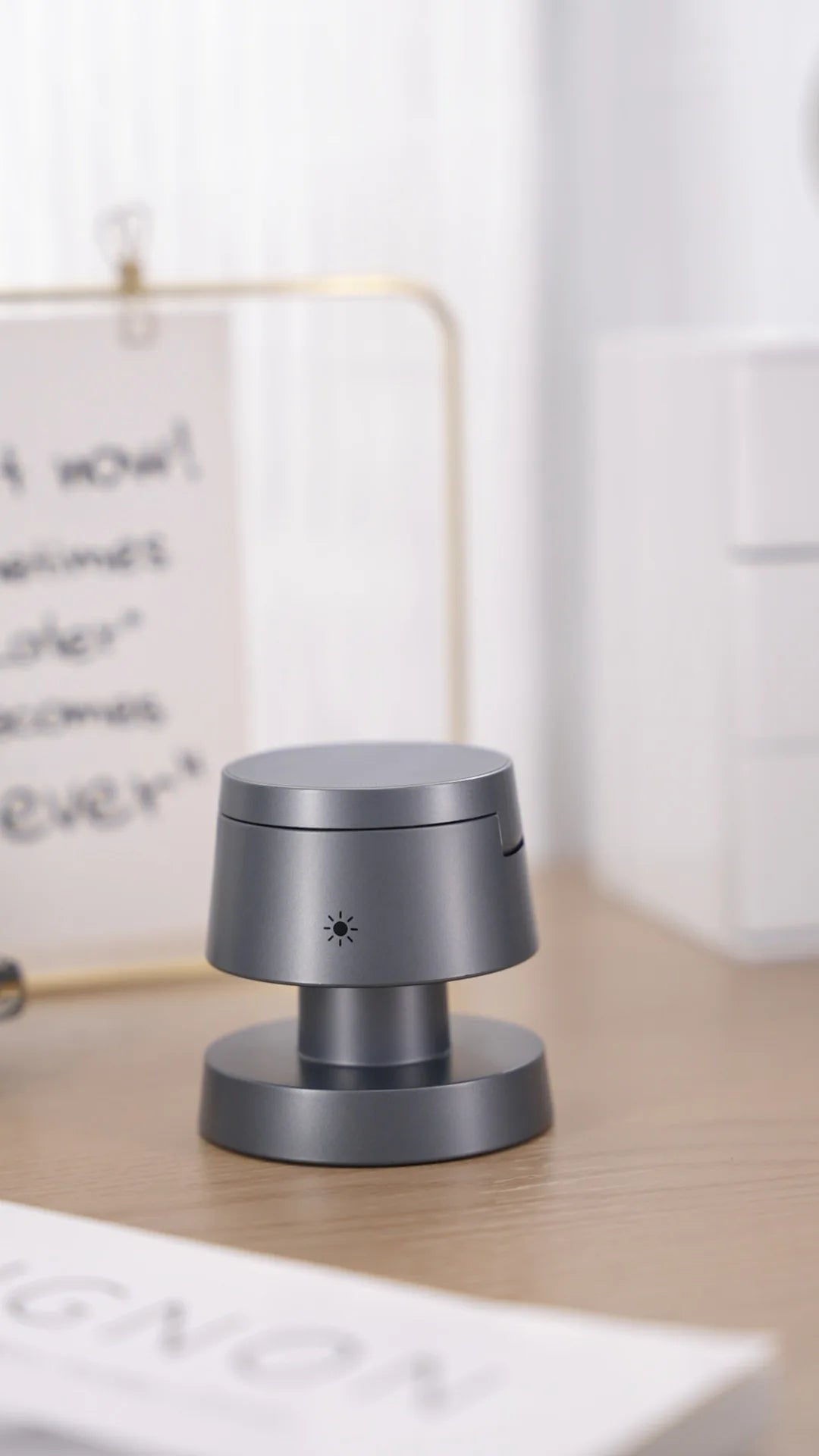 Magnetic Wireless Charging Dock for iPhone with LED Lamp